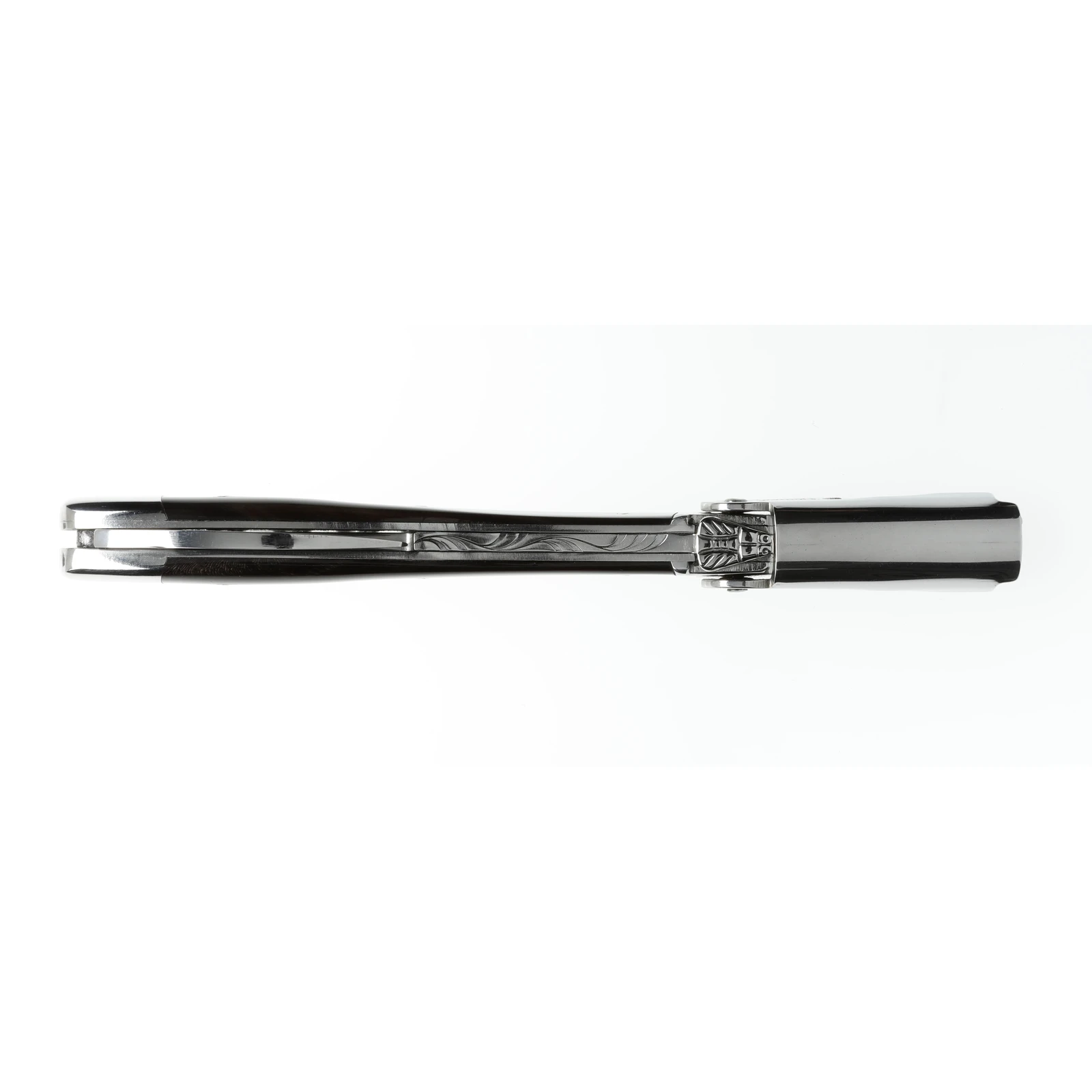 Château LAGUIOLE corkscrew Classic Black horn
