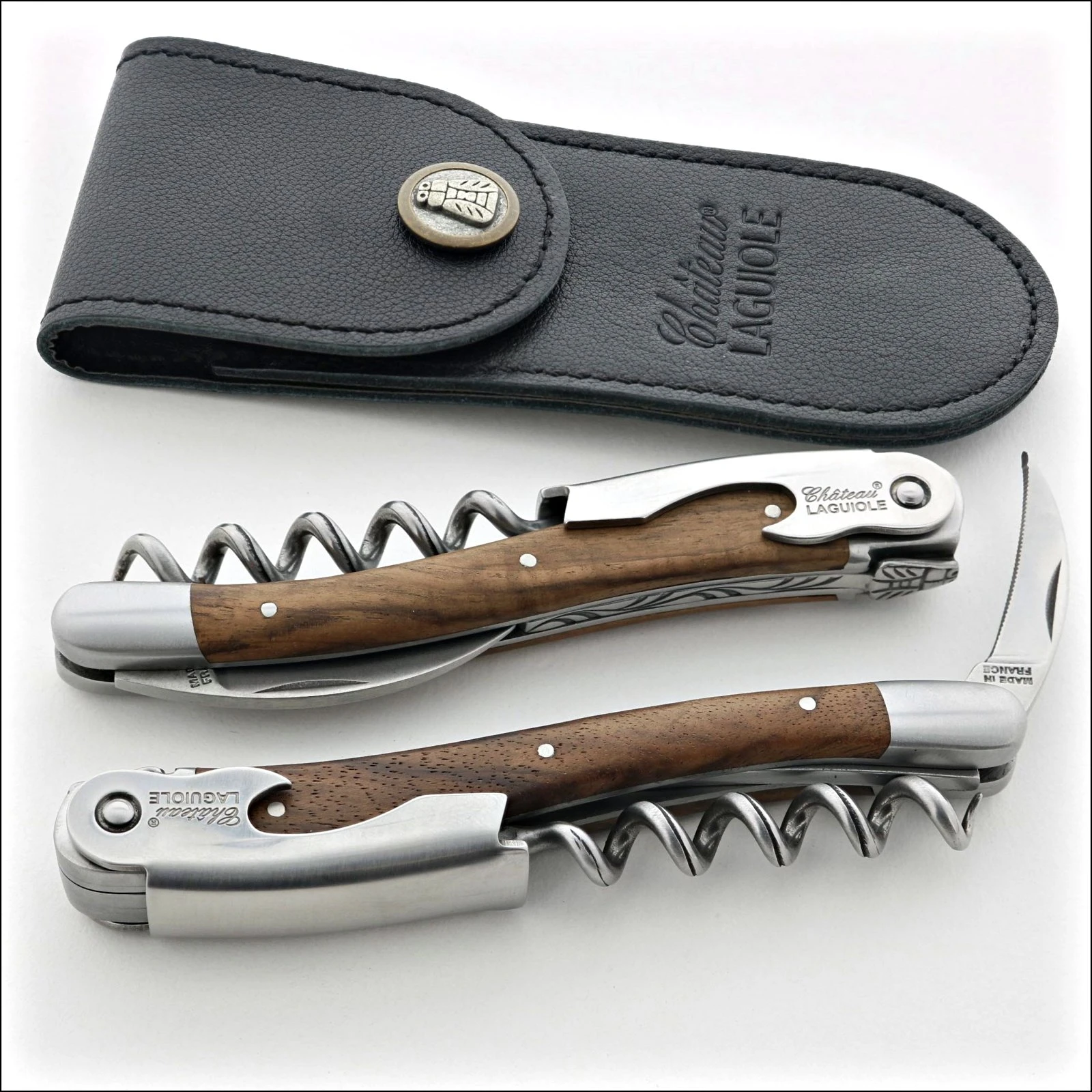 Château LAGUIOLE corkscrew Classic Walnut wood